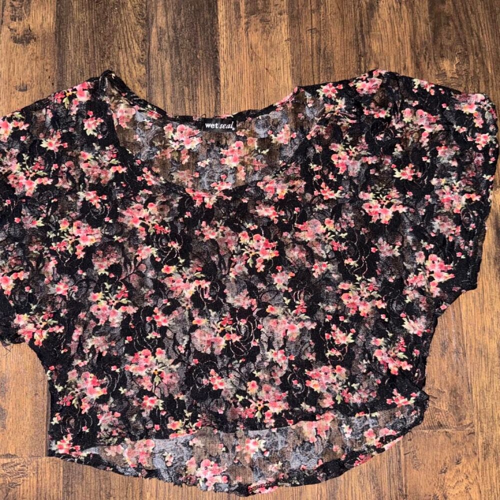 Wet Seal Sheer Black Floral Lace Short Sleeve Top Size S